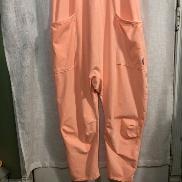Free People Movement Hot Shot Jumpsuit Womens S Melon Oversize Pockets Boho Chic - Picture 5 of 14